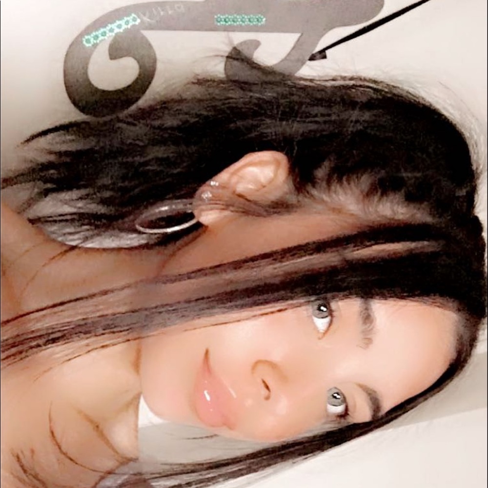 Meet your Posher, Kirra